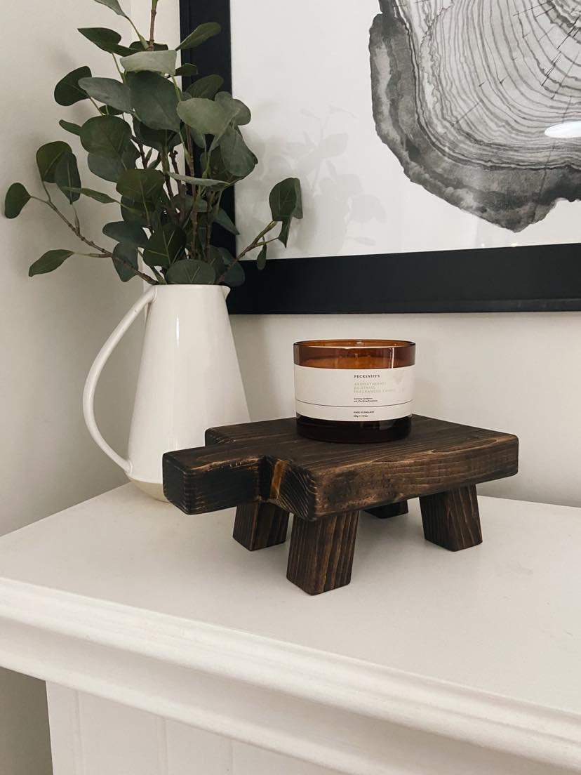 Mini Handle Display Stool